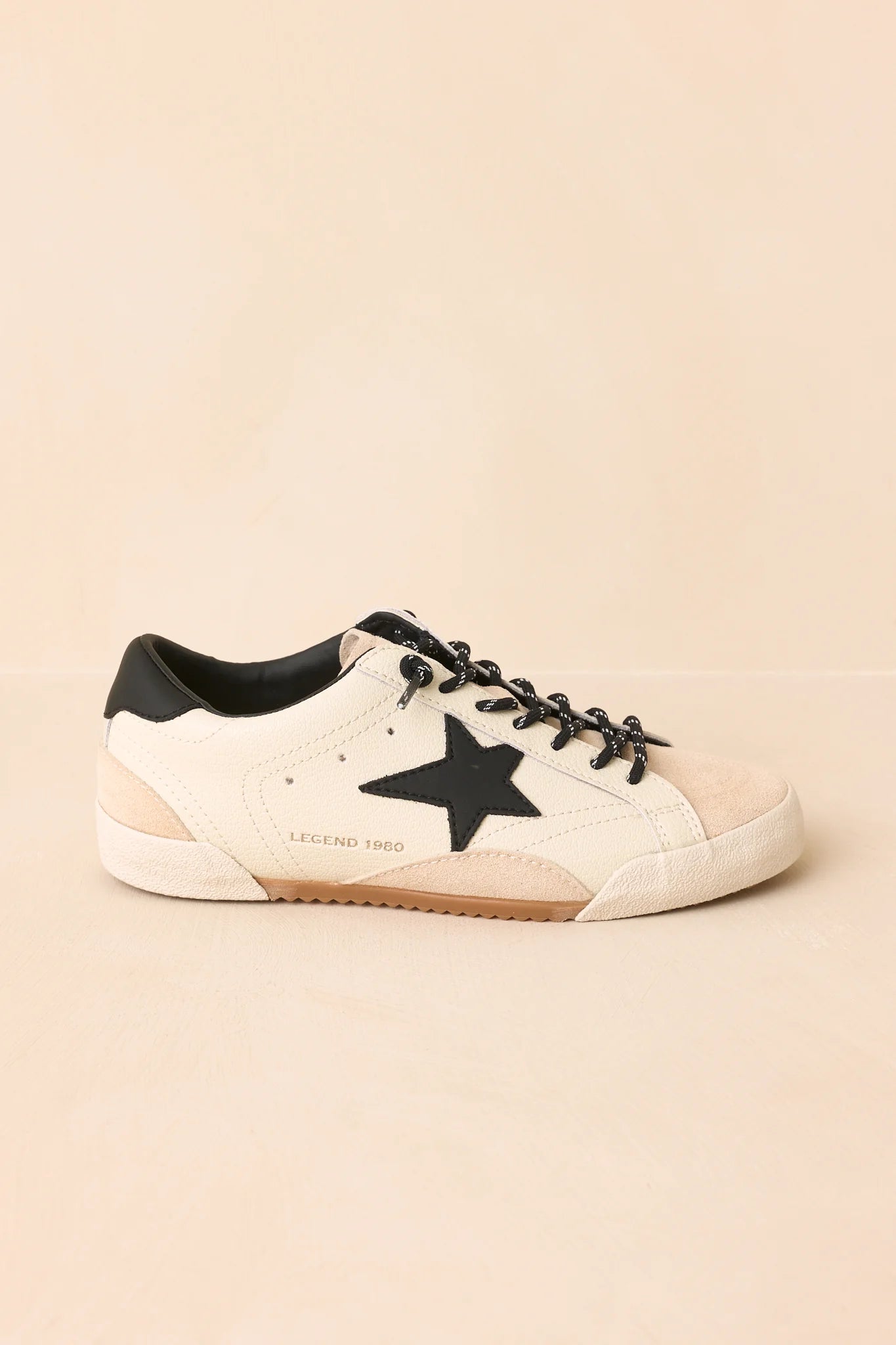Vintage Havana Legend White & Black Star Sneaker